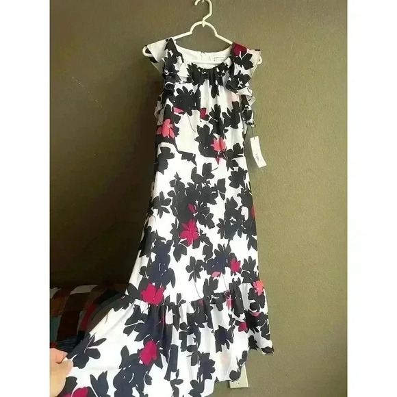 Liz Claiborne Fit and Flare Dress Women Size 8 White Floral Sleeveless - Picture 3 of 9